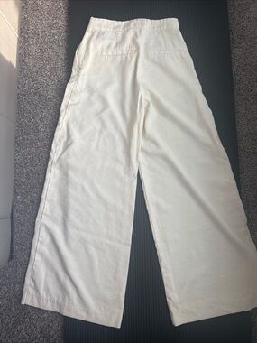 H&M White Elastic Waist Pants
